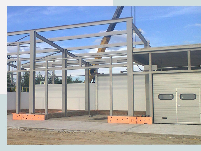 Строительство автосервисов от СтальСтрой-Смр по цене 606 руб.